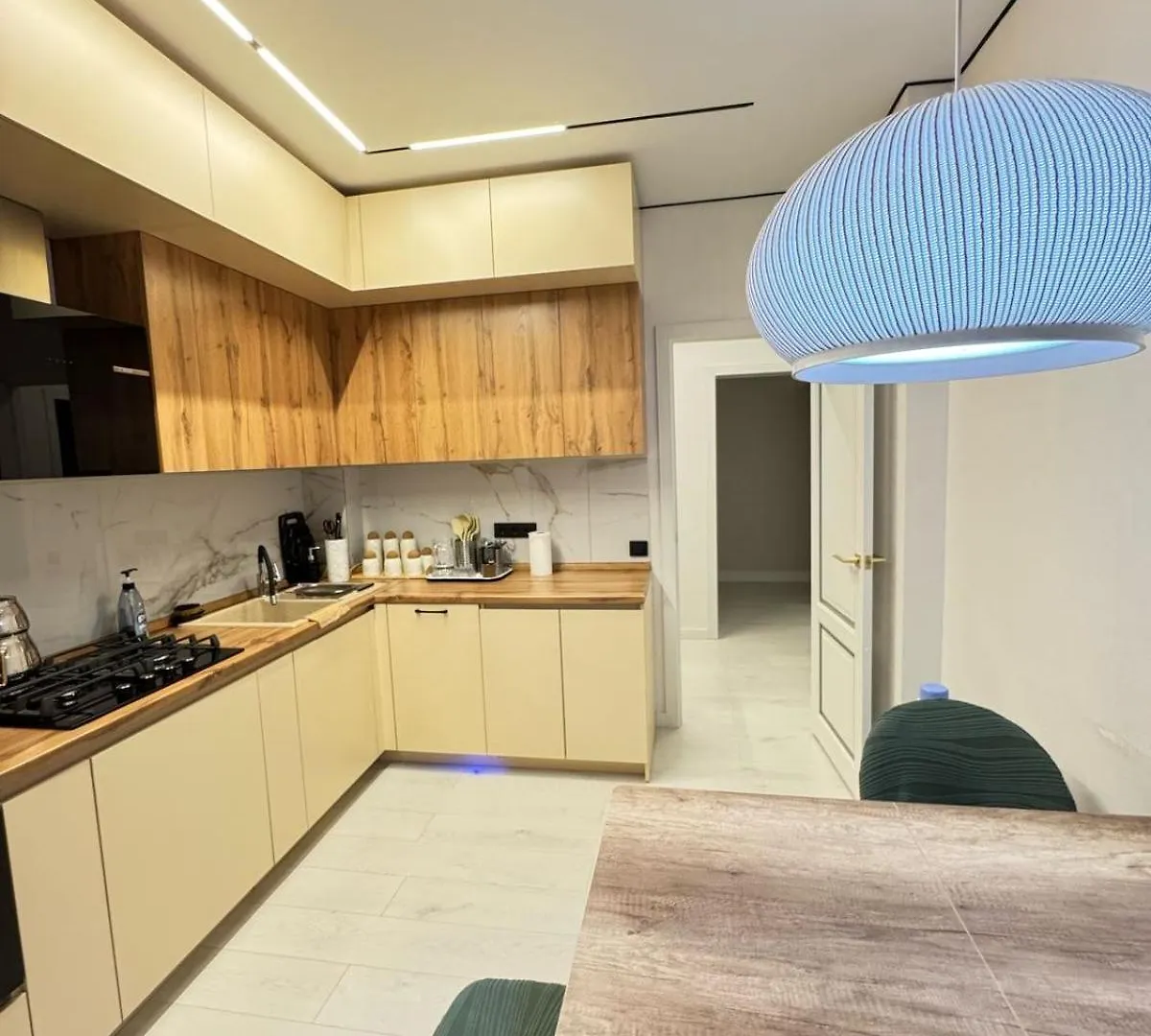 Cosy flat in the city centre Almaty Apartment
